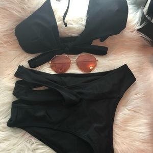 Black Cross hip bikini🖤